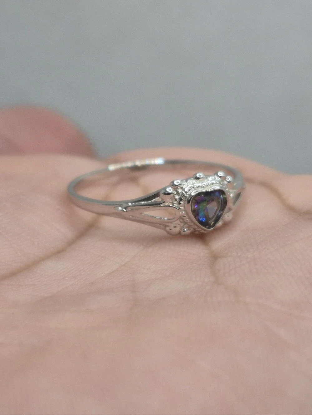 .925 Sterling Silver Heart-Shaped Ring, Jewelry Brand new